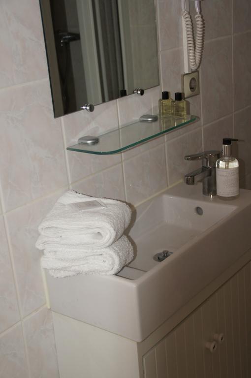 Hotel La Petite Cour 3*